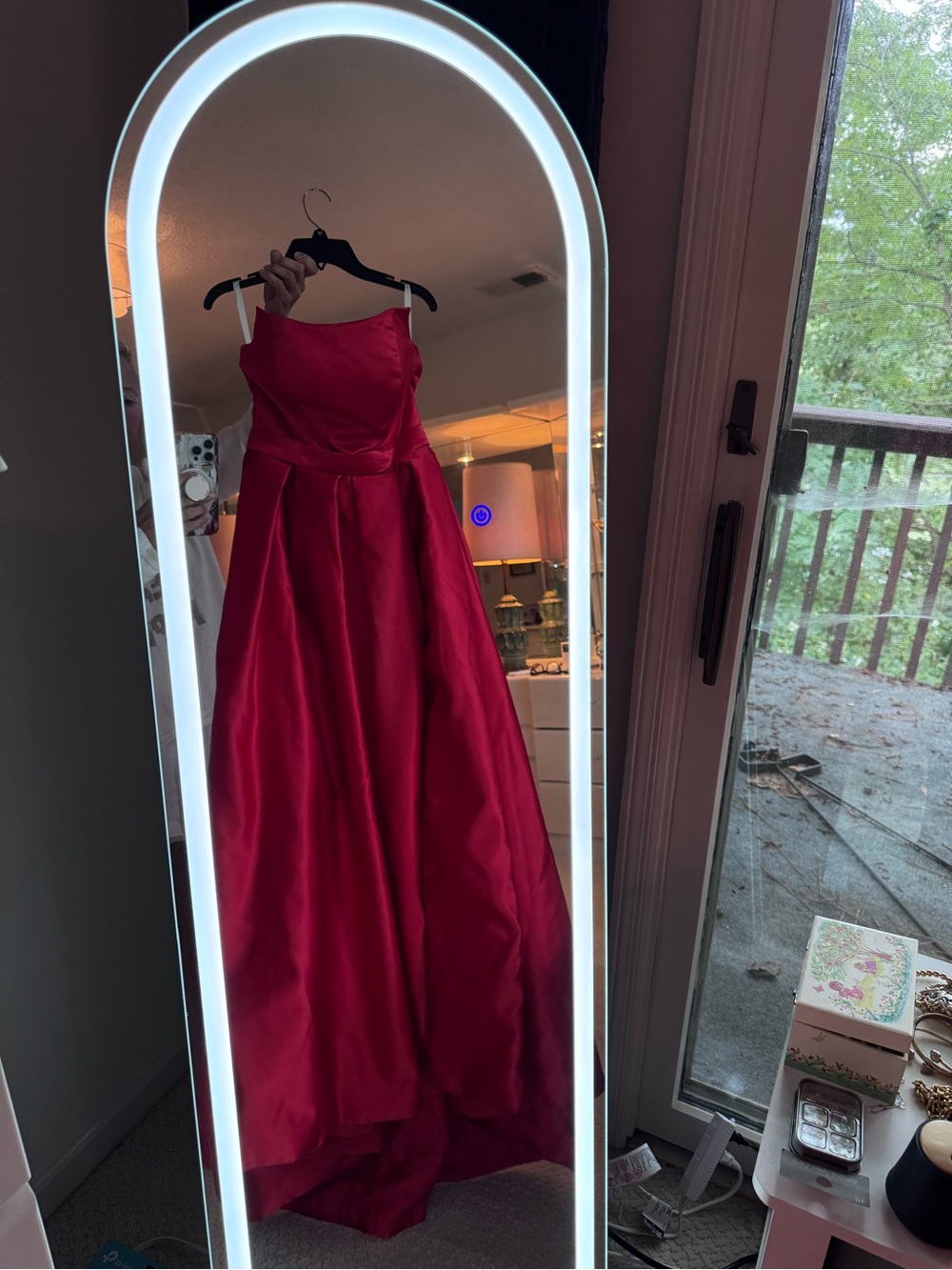 Red Satin  Formal Dress - Elegant Sleeveless Gown